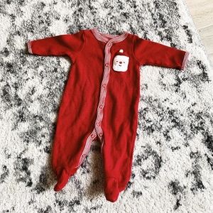NWOT CHRISTMAS PAJAMAS // SANTA PAJAMAS // NEWBORN
